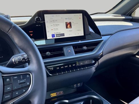 Used 2025 Lexus UX 300h FWD w/ Accessory Package (Z1) image 6