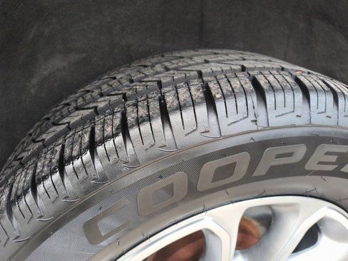 Used 2014 Jeep Grand Cherokee Limited image 9