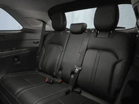 Used 2024 MAZDA CX-90 Plug-In Hybrid w/ Premium Pkg image 18