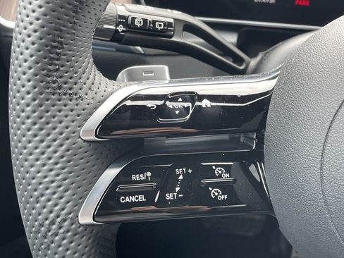 New 2026 Mercedes-Benz GLC 300 image 25
