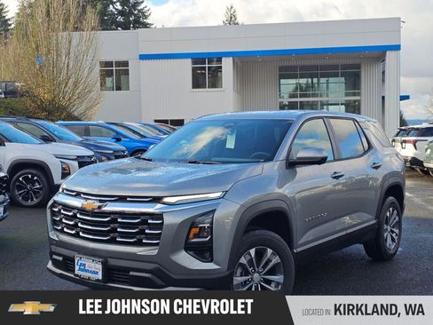 New 2026 Chevrolet Equinox LT w/ Safety and Technology Package FWD image 1