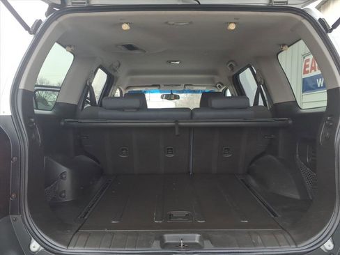 Used 2005 Nissan Xterra Off-Road image 10