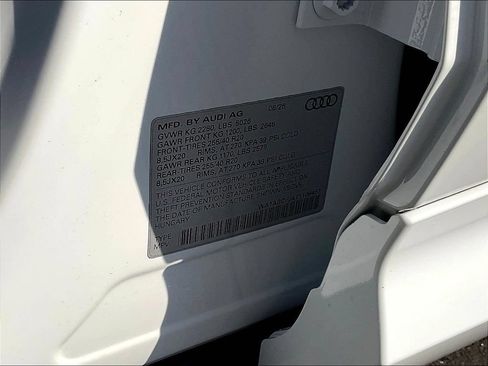 New 2026 Audi Q3 quattro 2.0T AWD/4WD image 8