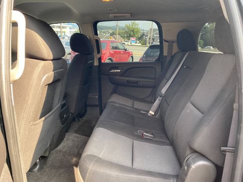 Used 2011 Chevrolet Suburban 2500 LS w/ Skid Plate Package AWD/4WD image 19