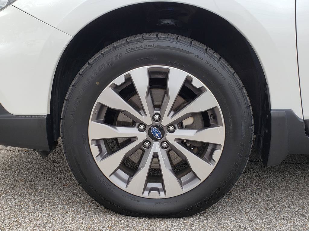 Used 2018 Subaru Outback 3.6R Touring w/ Popular Package #3 AWD/4WD image 27