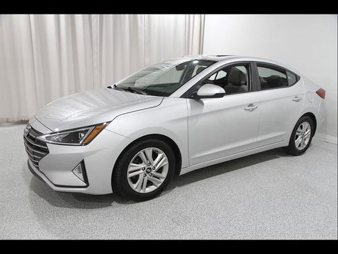 Used 2020 Hyundai Elantra Value Edition FWD image 3