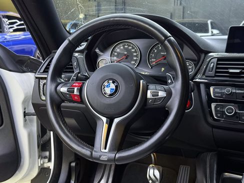 Used 2015 BMW M4 Coupe RWD image 19