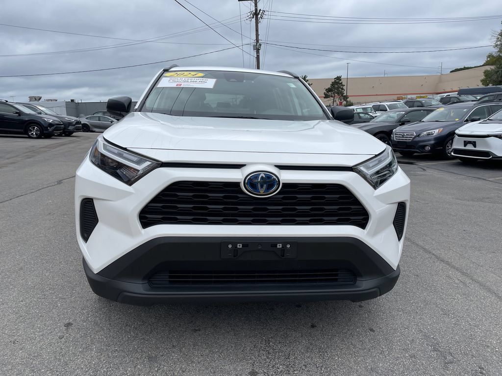 Certified 2024 Toyota RAV4 LE AWD/4WD image 5