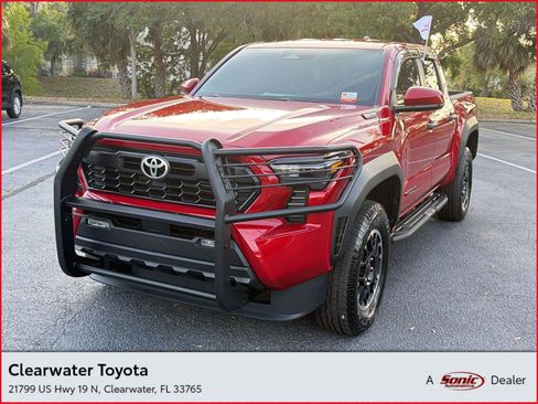 Used 2025 Toyota Tacoma TRD Off-Road image 1