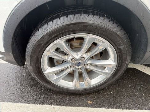 Used 2018 Ford Explorer Limited w/ Equipment Group 301A image 33