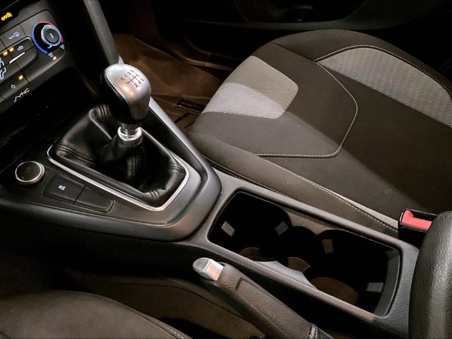 Used 2017 Ford Focus ST FWD image 16