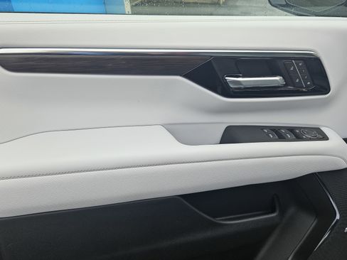 New 2026 Chevrolet Tahoe Premier w/ Sun And Tow Package image 10