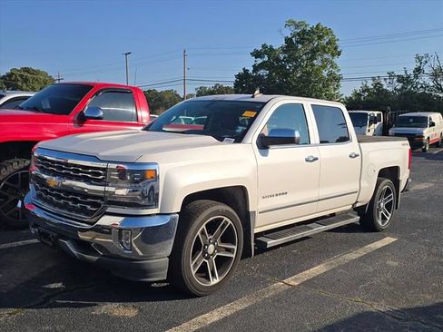 Used 2017 Chevrolet Silverado 1500 LTZ AWD/4WD image 10