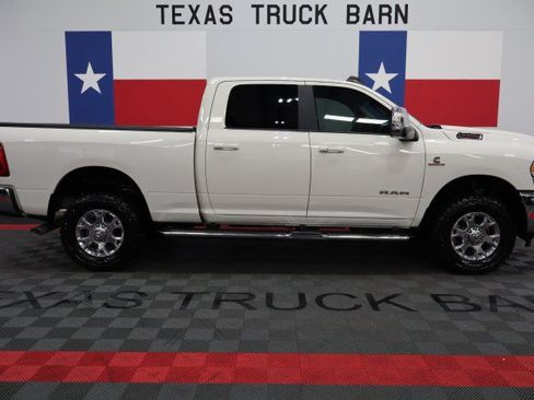 Used 2024 RAM 2500 Laramie w/ Protection Group AWD/4WD image 15