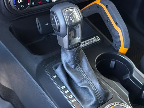 Used 2023 Ford Bronco Badlands AWD/4WD image 32