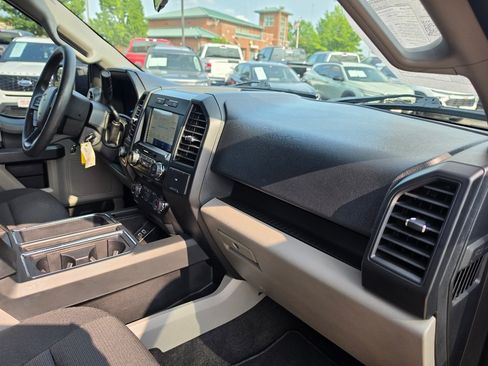Used 2020 Ford F150 XL w/ Equipment Group 101A Mid RWD image 12