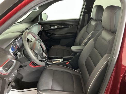 Used 2023 Chevrolet TrailBlazer RS w/ Sun and Liftgate Package AWD/4WD image 12