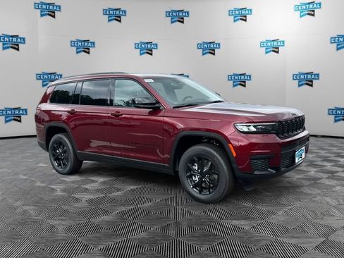 New 2025 Jeep Grand Cherokee L Altitude image 7