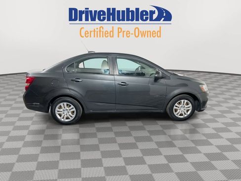 Used 2017 Chevrolet Sonic LS image 9