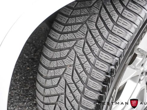 Used 2021 Chevrolet Traverse Premier image 16