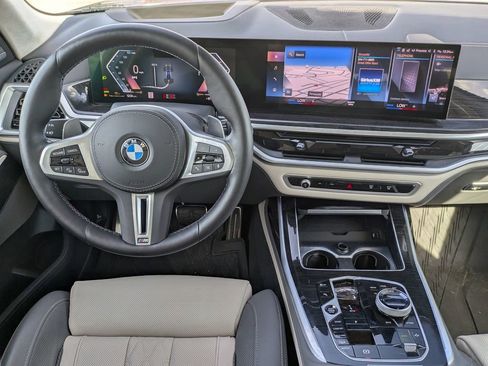 Used 2023 BMW X7 M60i w/ Executive Package image 26