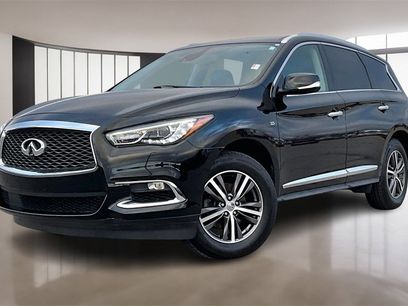 Used 2019 INFINITI QX60 Luxe w/ Essential Package