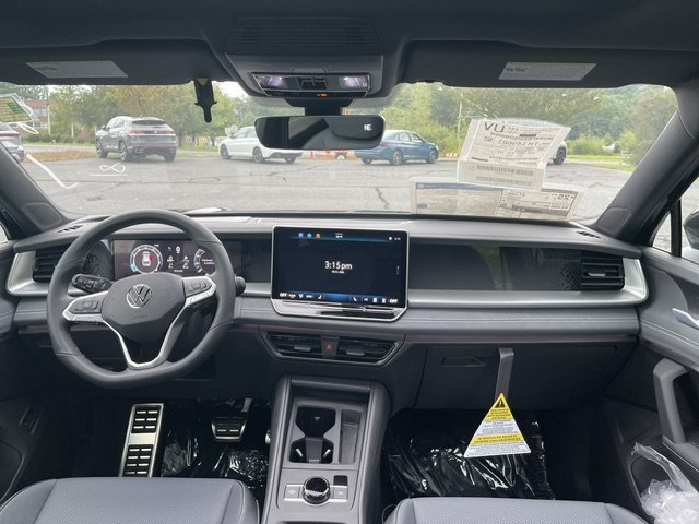 New 2026 Volkswagen Tiguan SE R-Line AWD/4WD image 5