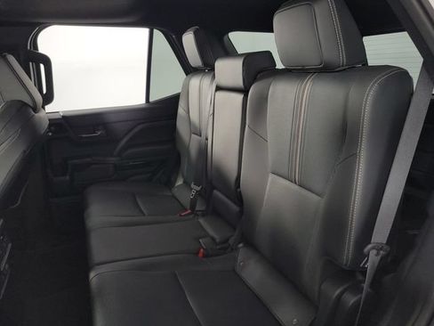 Used 2026 Toyota 4Runner Limited AWD/4WD image 17
