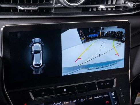 Certified 2025 Maserati Grecale Modena AWD/4WD image 23