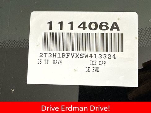 Certified 2025 Toyota RAV4 LE FWD image 31
