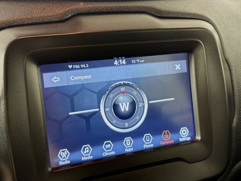 Used 2021 Jeep Renegade Sport image 14