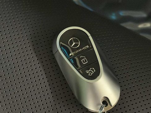 New 2026 Mercedes-Benz CLE 53 AMG 4MATIC Coupe image 35