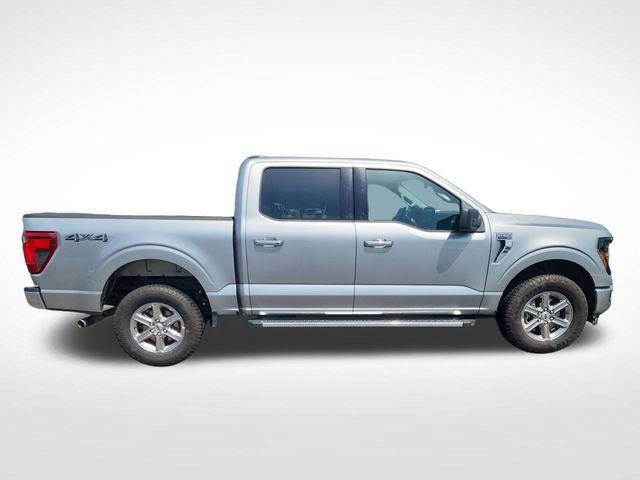 Used 2025 Ford F150 XLT w/ Equipment Group 301A Standard AWD/4WD image 6