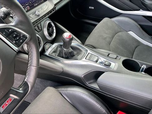 Used 2023 Chevrolet Camaro SS RWD image 13