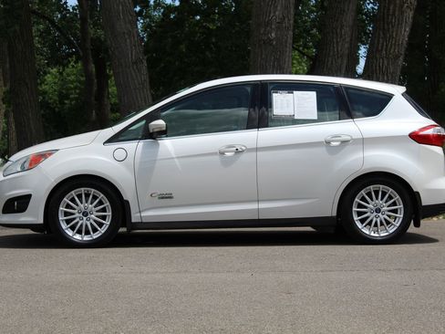 Used 2015 Ford C-MAX Energi SEL w/ Equipment Group 302A FWD image 4