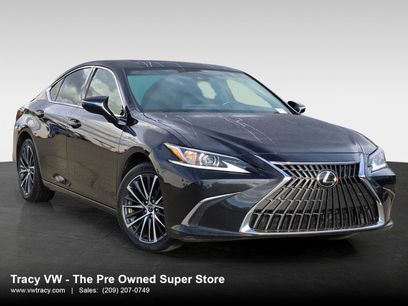 Used 2024 Lexus ES 300h w/ Premium Package
