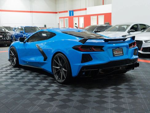 Used 2023 Chevrolet Corvette Stingray Preferred Cpe w/ Z51 Performance Package RWD image 4