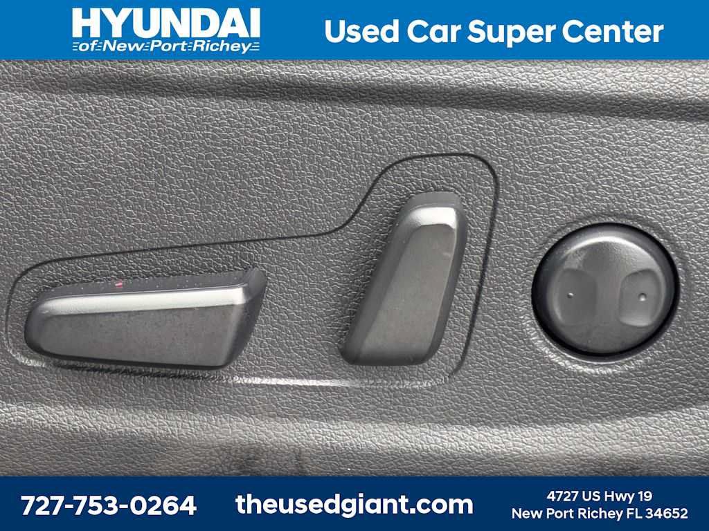 Certified 2023 Hyundai Santa Fe SEL FWD image 23