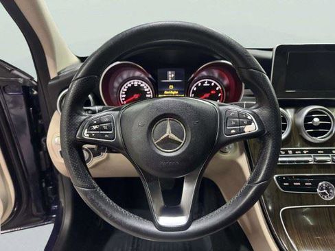 Used 2018 Mercedes-Benz C 300 Sedan image 20