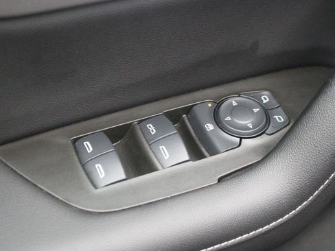 Used 2024 Chevrolet Blazer LT w/ Convenience Package FWD image 13