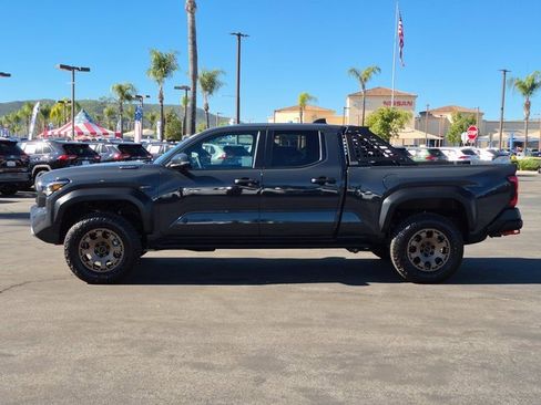 Used 2026 Toyota Tacoma Trailhunter image 9