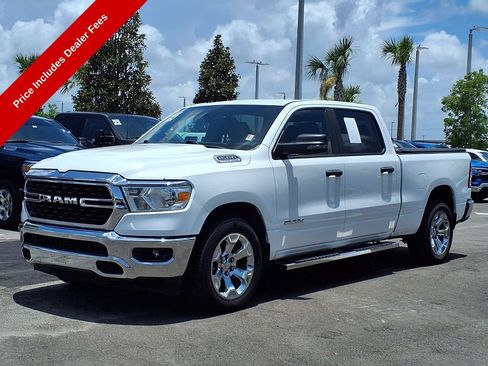 Used 2023 RAM 1500 Big Horn AWD/4WD image 3