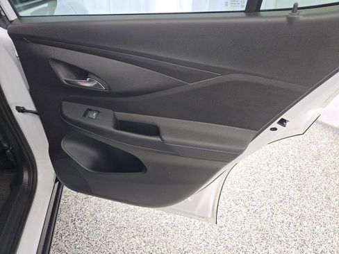 Used 2025 Buick Envista Sport Touring w/ Convenience I Package image 10