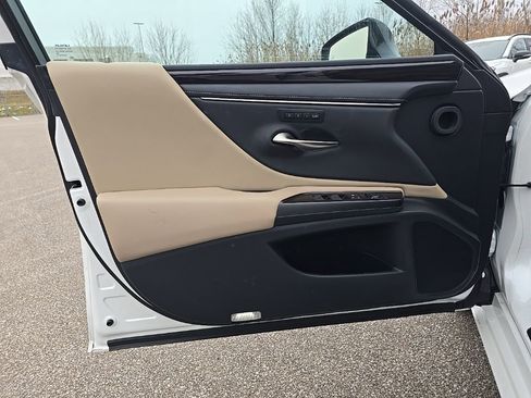 Used 2019 Lexus ES 350 Luxury image 32