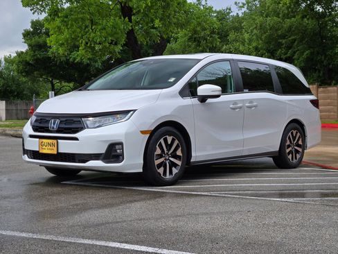 Used 2025 Honda Odyssey EX-L image 7