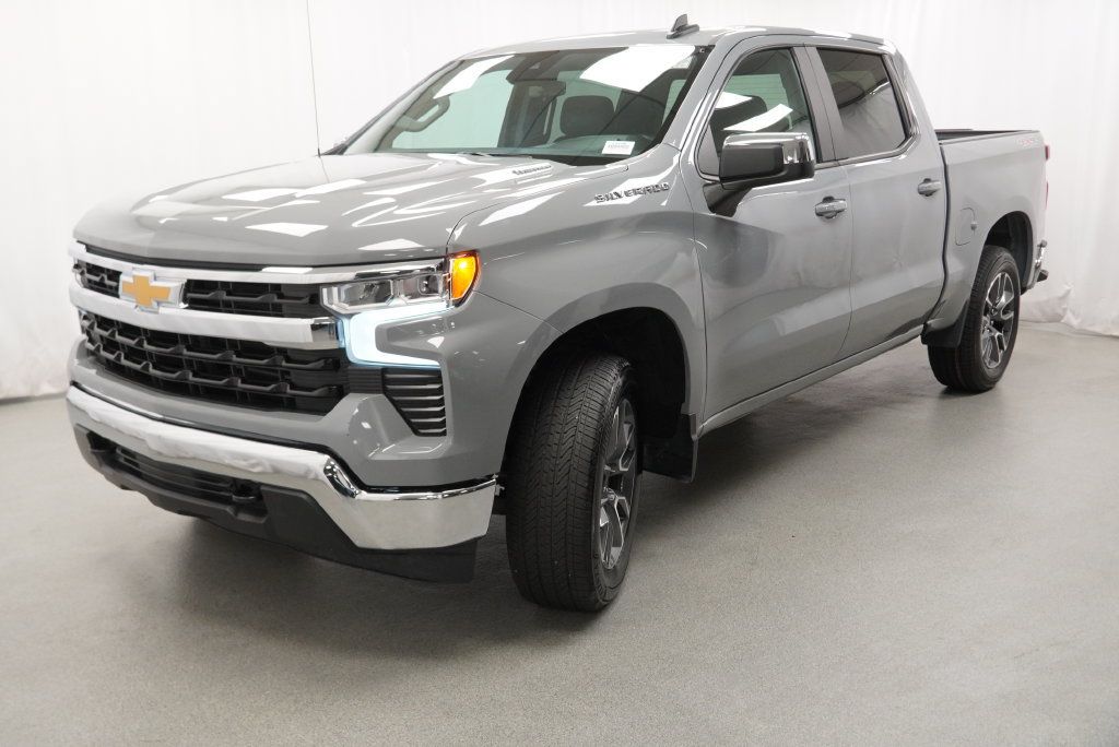 Certified 2024 Chevrolet Silverado 1500 LT AWD/4WD image 23
