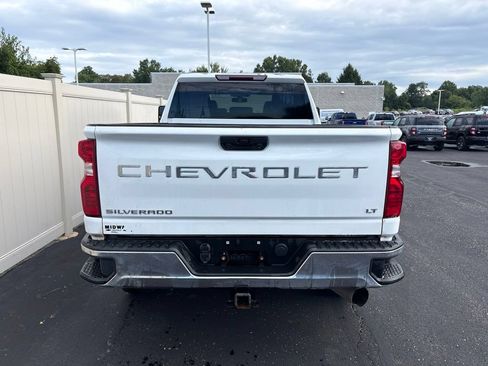 Used 2021 Chevrolet Silverado 2500 LT w/ Fleet Comfort Package AWD/4WD image 4