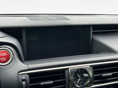 Used 2020 Lexus IS 300 F Sport image 12