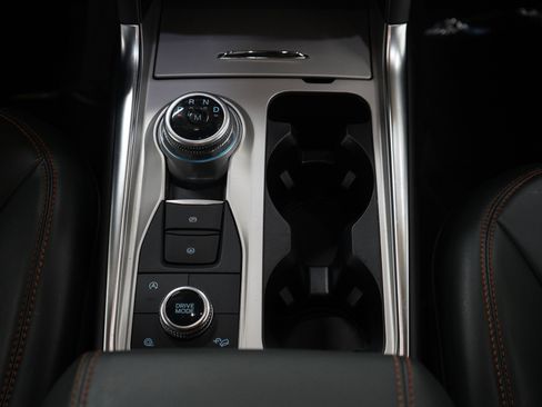 Used 2024 Ford Explorer Timberline w/ Timberline Technology Package AWD/4WD image 17