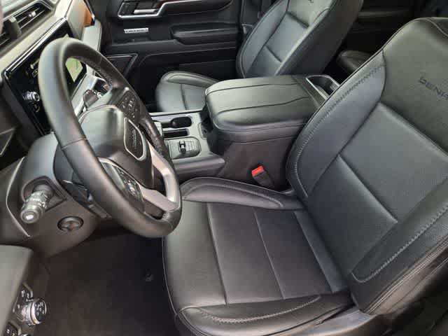 Used 2024 GMC Sierra 1500 Denali w/ Denali Reserve Package AWD/4WD image 9
